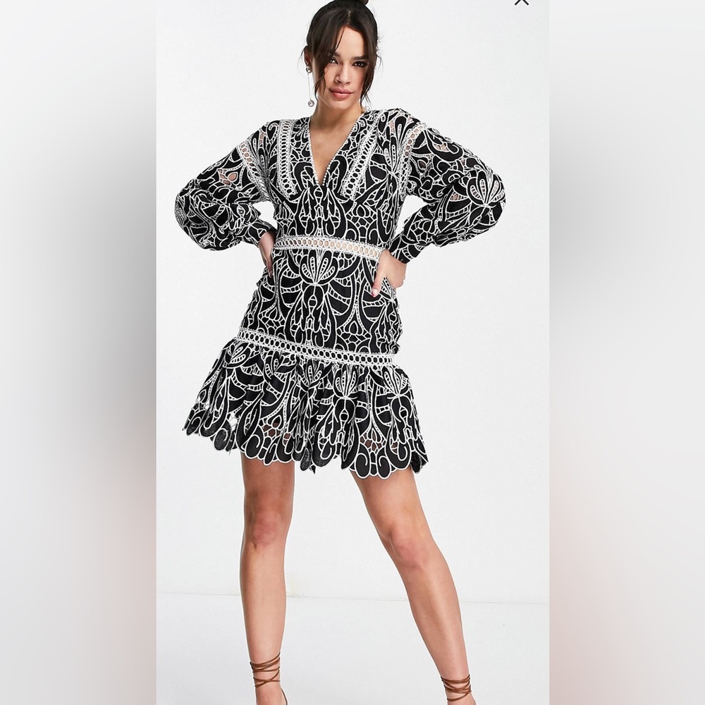 SOLD!!ASOS Design Floral Lace Dress Size 12